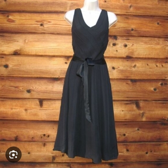 Linda Allard Ellen Tracy Dresses & Skirts - Linda Allard For Ellen Tracy Silk Midi Dress